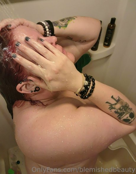 blemishedbeauty modèle érotique galerie