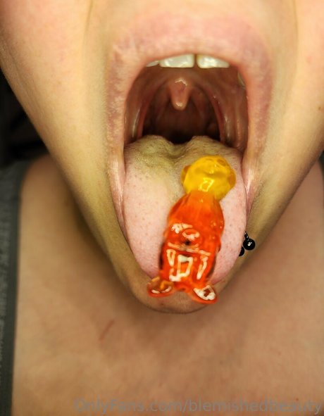 blemishedbeauty Miniature