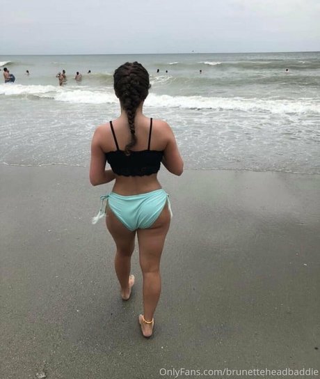 brunetteheadbaddie actrice chaude galerie