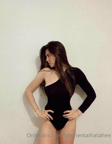 aminavalentino modelo exclusivo imagen