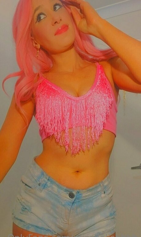 missdelishhhh hermosa actriz imágenes