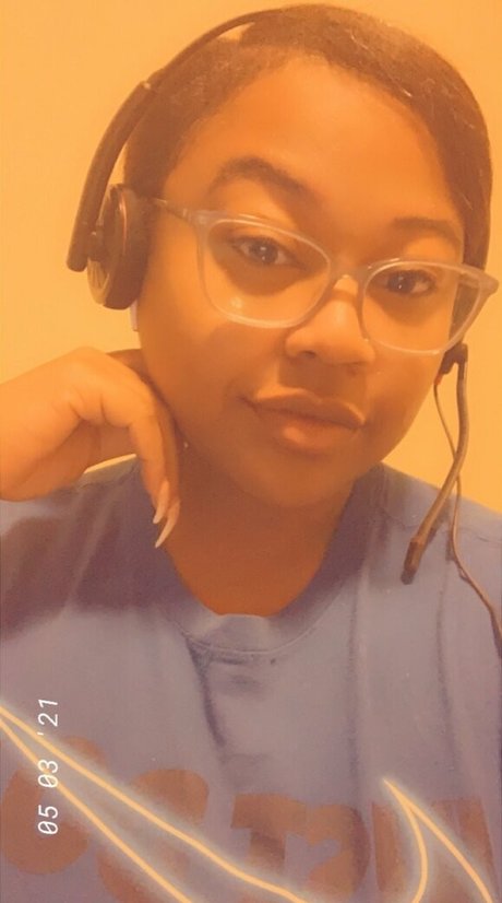 shortstacc linda estrella galería