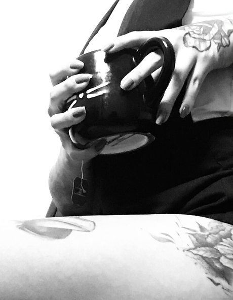 blvckchxrry modèle de sexe galerie