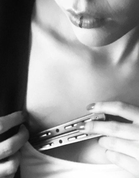 blvckchxrry modelo de alta definición foto