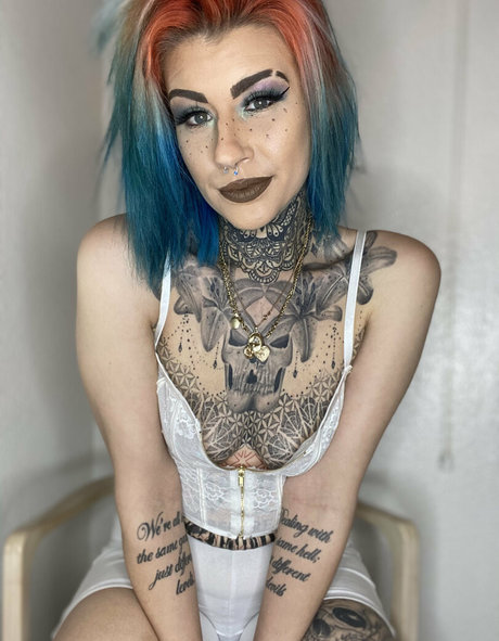 dee louisexx modèle magnifique archive