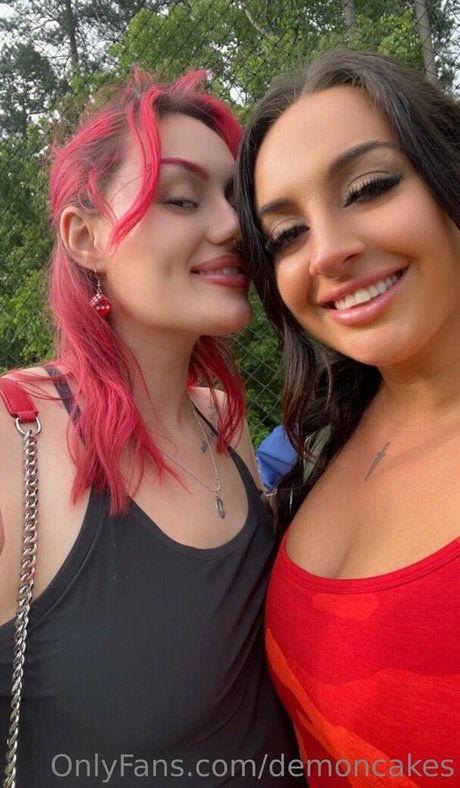 Demoncakes star du porno belle archive