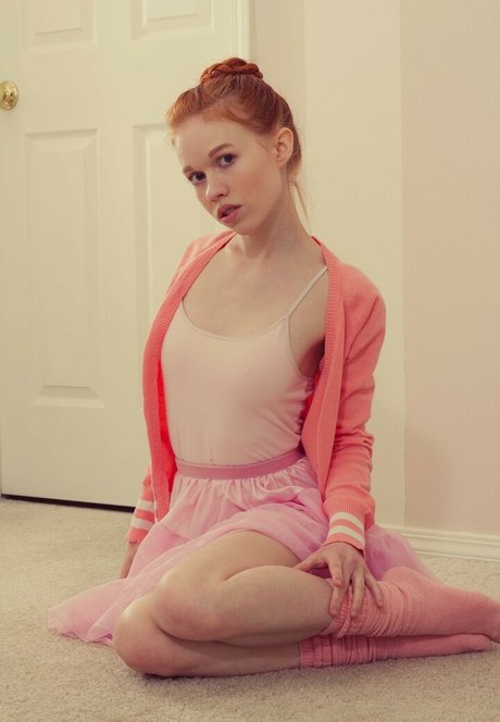 Dolly Little modelo libre archivo