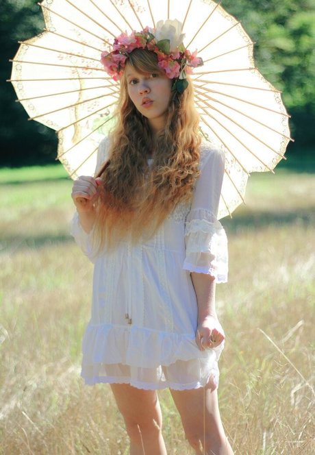 Dolly Little haut de star du porno collection