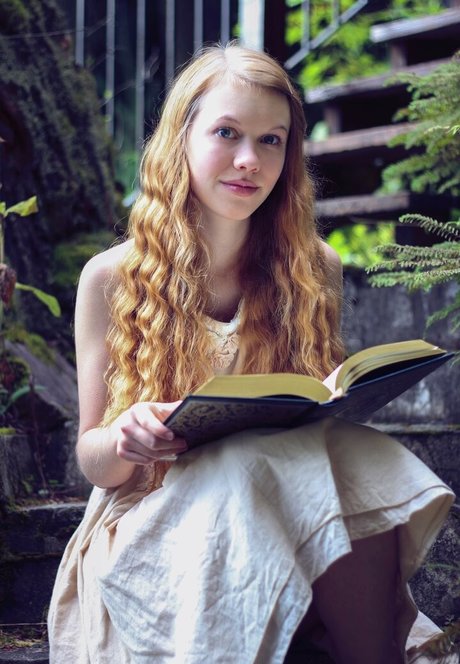 Dolly Little étoile xxx photo