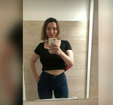 anna liana modèle xxx archive