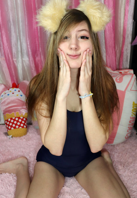 Bunimilk star du porno exclusive des photos