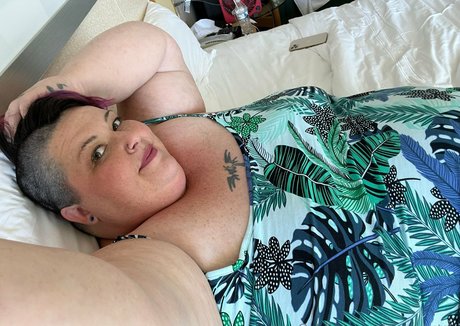 reenayestarr Miniature