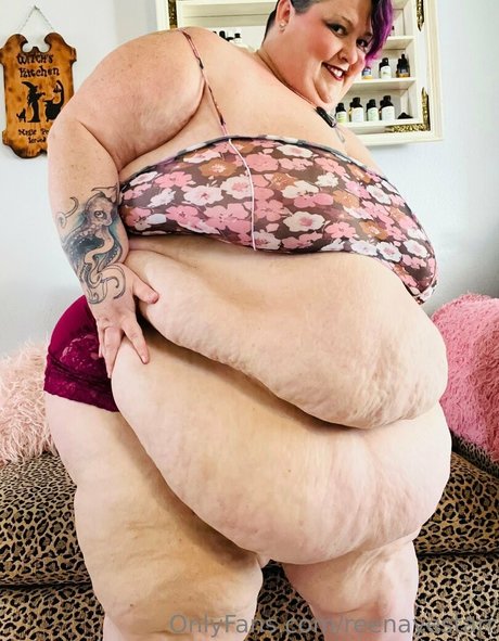 reenayestarr estrella caliente foto