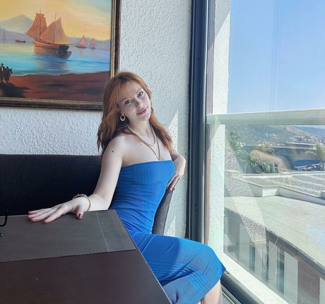 Aysennyuksel étoile exclusive images