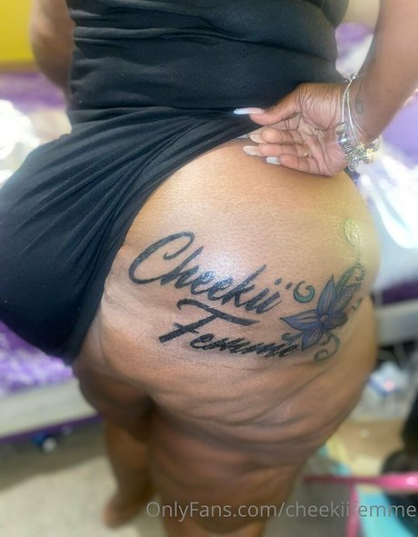 cheekiifemme art modèle image