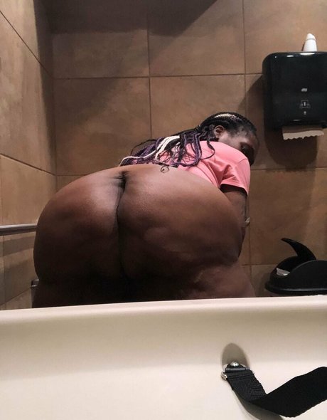 cheekiifemme actriz xxx imagen