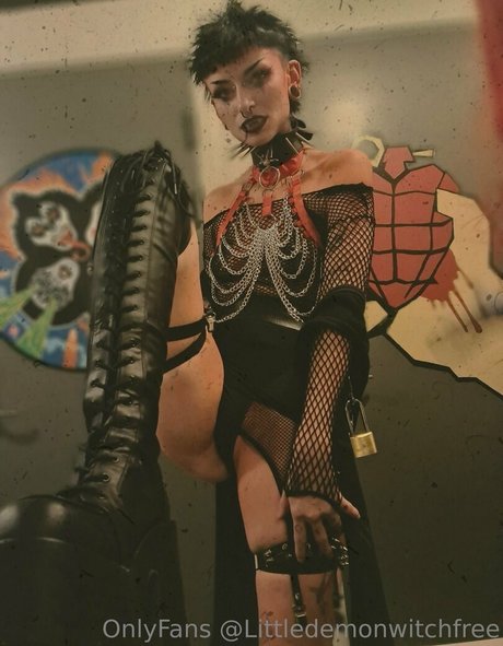 littledemonwitchfree nude actress archive