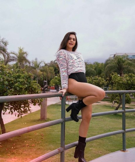 Jessika Alves jolie star du porno photo