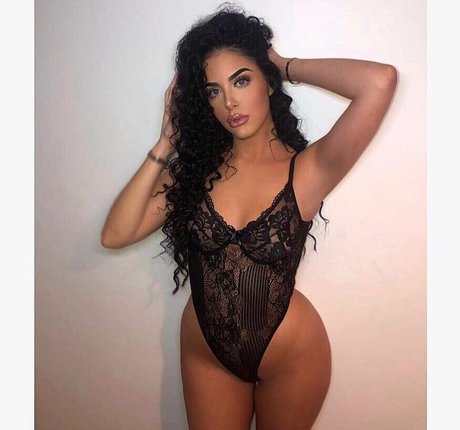 Emily Oldring model sex image