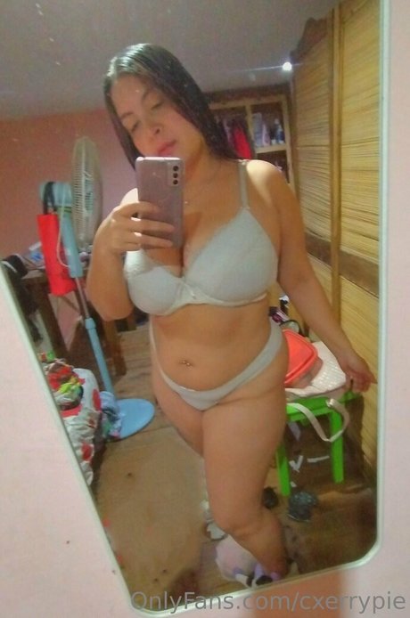beauty curvy onlyfans sexy image
