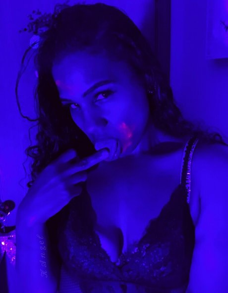 kangelstardustxo étoile sexy photos