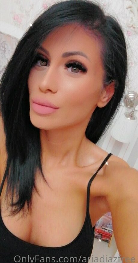 ariadiazxxx modèle xxx galerie