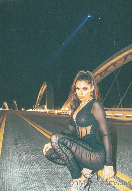 Alus modelo galería