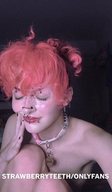 strawberryteeth actriz exclusiva fotos