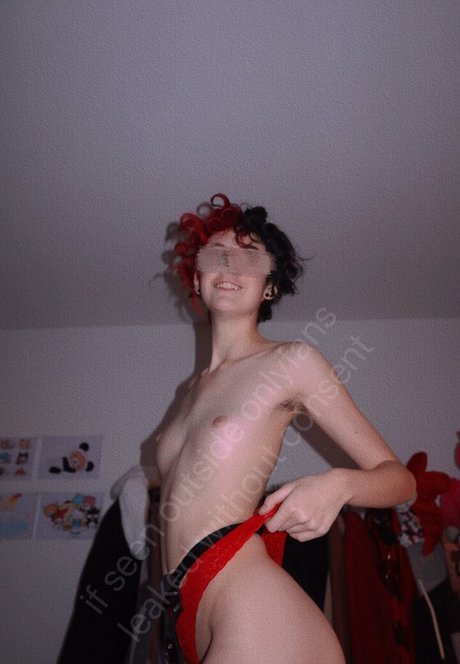 strawberryteeth actrice de sexe img