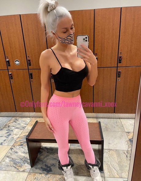 tawneycavanni xoox buena estrella porno imagen