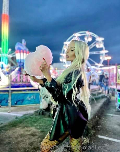 lolaellemodel modelo xxx imagen