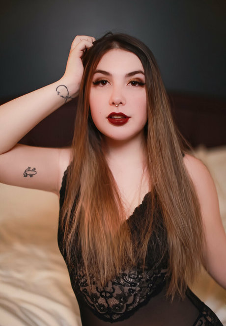 mara elysse profile image