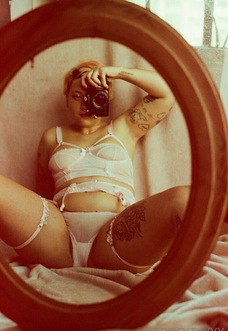 afrodit4x actriz caliente foto