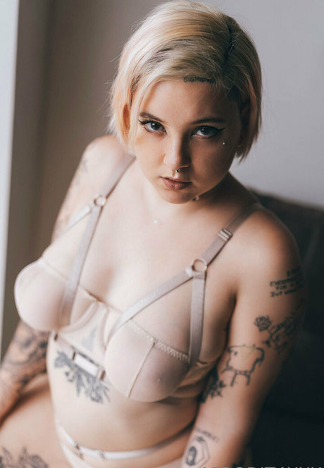 afrodit4x modèle de haute qualité img