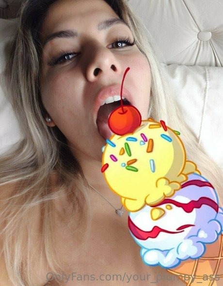 your plumpy ass model sex pics