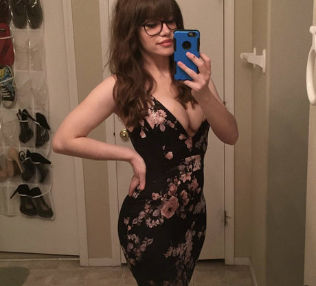 Lemonkiwi nudes model images