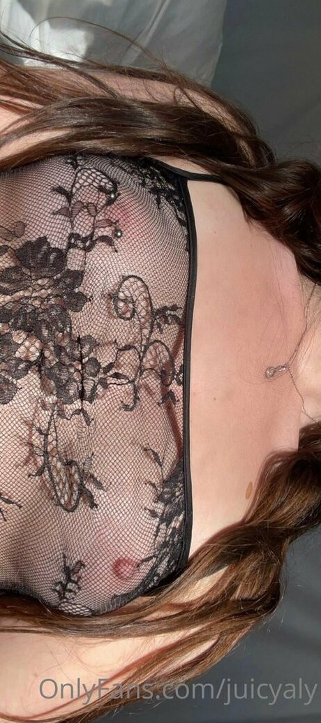 juicyalycia xxx star du porno archive