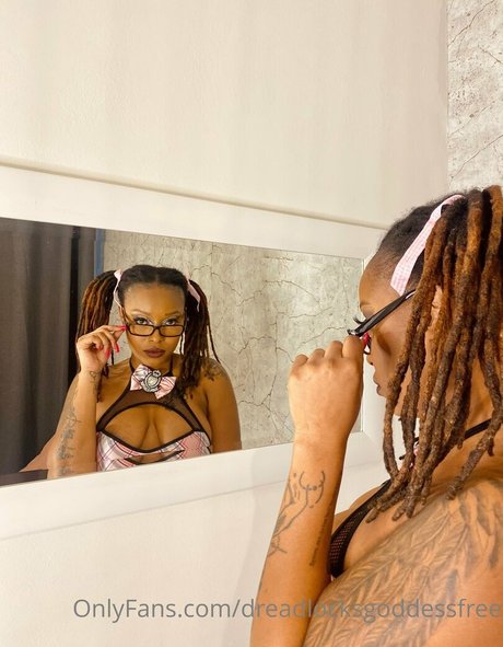 dreadlocksgoddessfree estrella porno mejor galería