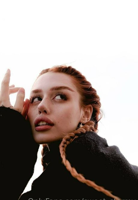 stormy bunny estrella erótica foto