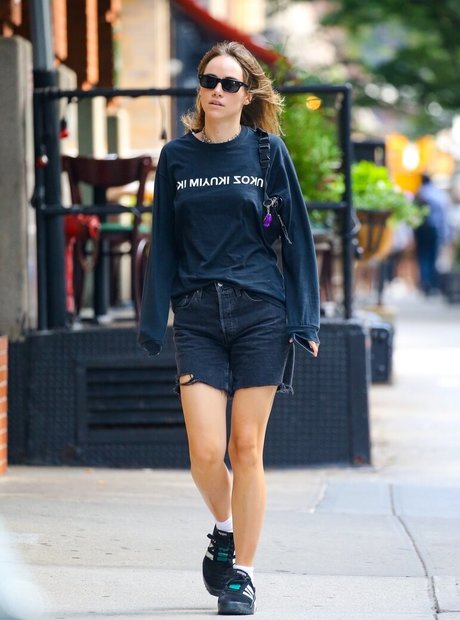 Suki Waterhouse actrice xxx collection