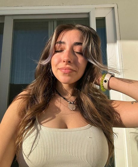 Tiana Renay actrice artistique images