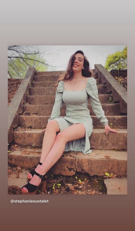 Stephanie Oustalet modelo agradable fotos