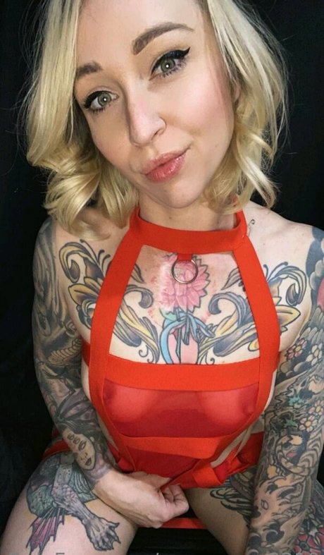 Only yours actriz adulta fotos