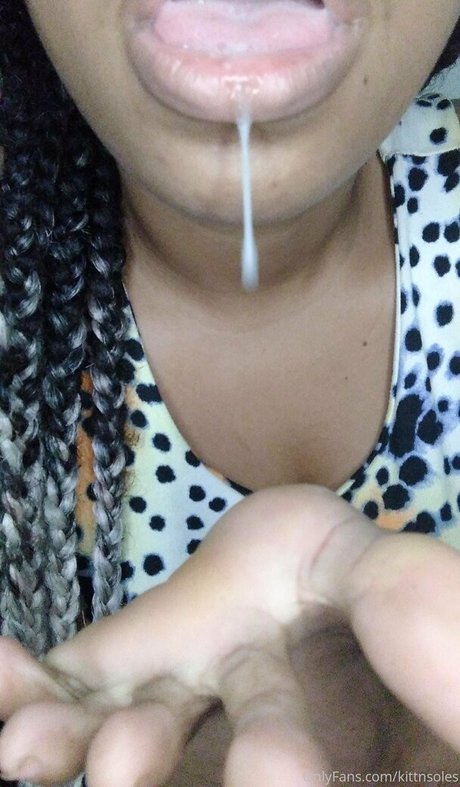 kittnsoles estrella porno erótica imagen