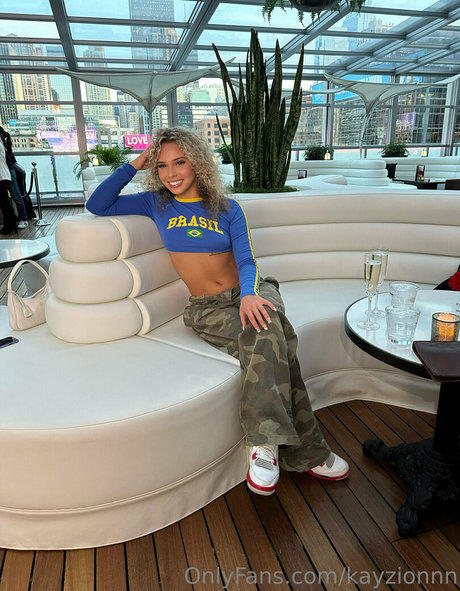 kickingitwithk hermosa modelo imágenes