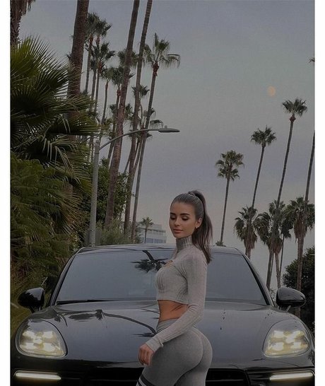 Coco Nadia free pornstar archive