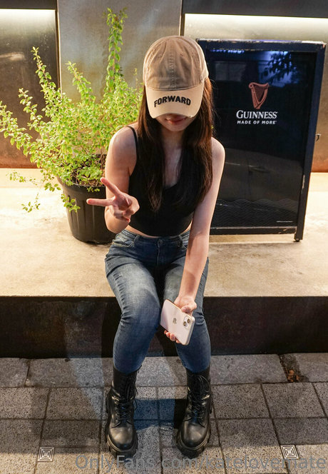 katelovemate hermosa estrella porno imágenes