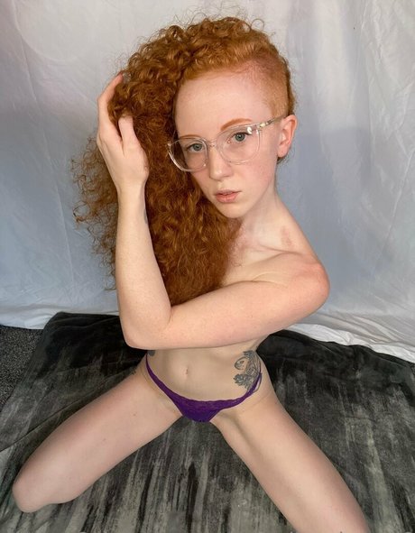 thatredheadedgirl6 estrella pornografica imagen