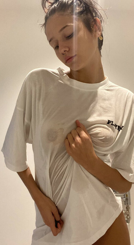 japanese schoolgirl onlyfans hot sexy picture