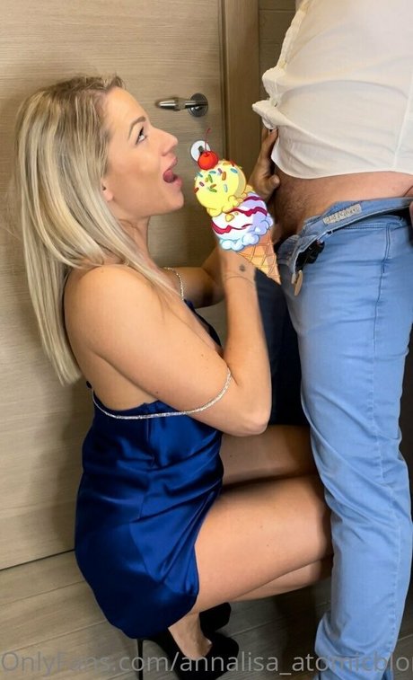 annalisa atomicblonde étoile érotique galeries